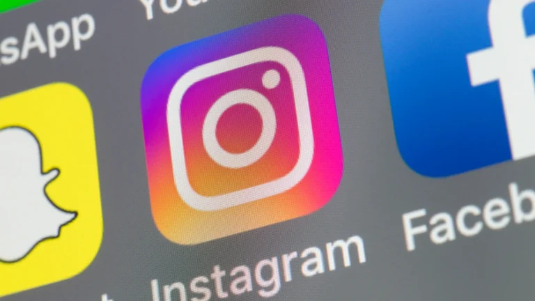 Rusia cierra Instagram y corta lazos con Meta